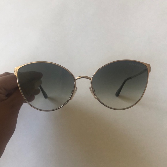 Tom Ford Zeila sunglasses main image 4